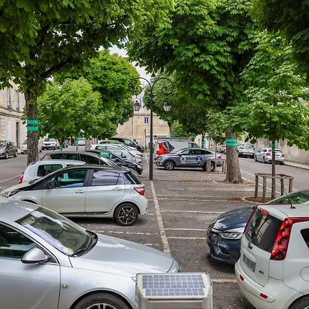 Tour Du Palais #terrasse #vue Appartement Cognac
